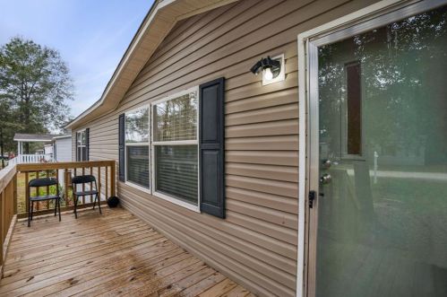 110 Sarah Ln, Magnolia, TX 77355-3106