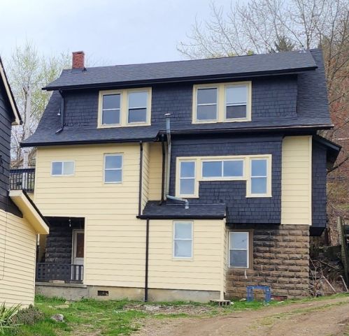 5725 Verona Rd, Verona PA  15147-3012 exterior