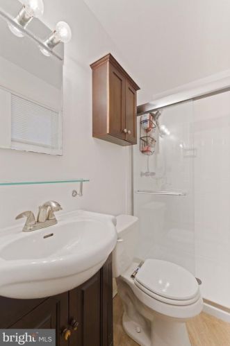 8813 Sylvania St, Lorton VA  22079-1612 exterior