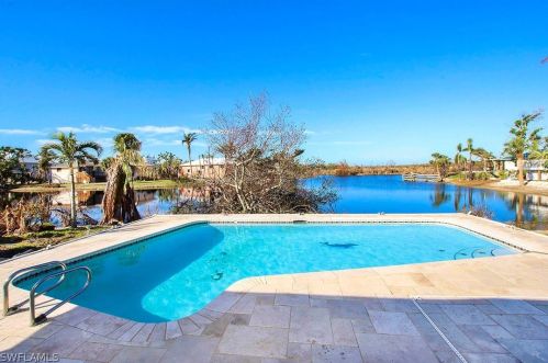 719 Durion Ct, Sanibel, FL 33957-5310