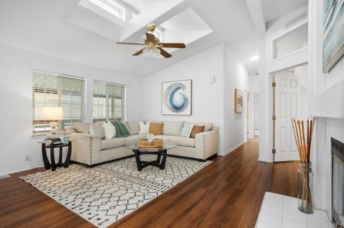 5232 Don Valdez Dr, Carlsbad CA  92010-3953 exterior