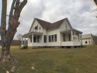 36425 Rocksprings Rd, Hemlock Grove, OH 45769-9391