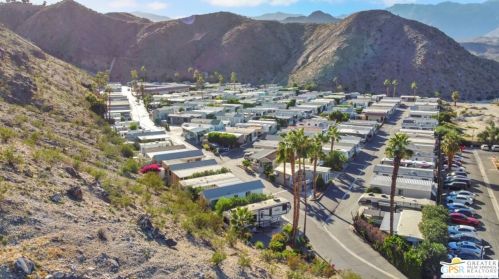69333 Palm Canyon Dr, Cathedral City CA  92234-1416 exterior