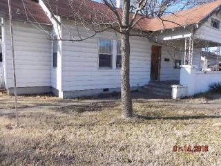1401 7th St, Angola KS  67337-3409 exterior