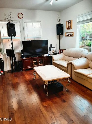 23005 Serra Dr, Long Beach, CA 90745-4960