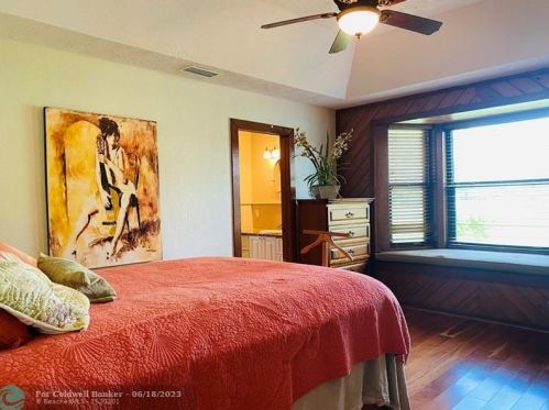 6075 1st St, Vero Beach FL  32968-9521 exterior