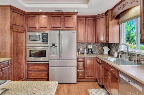 6634 Windmill Pl, Lake Nacimiento, CA 93446-8460