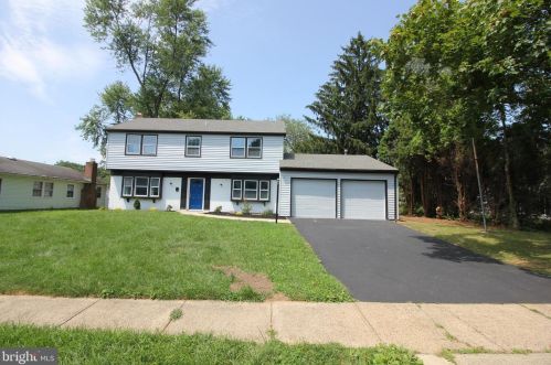 42 Temple Ln, Willingboro NJ  08046-3706 exterior