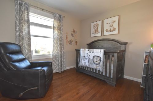 4669 Marina Dr, Whitaker PA  15120-2981 exterior