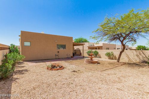 3662 Escalante Oasis Pl, Tucson, AZ 85730-4497