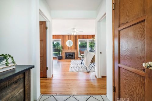 3061 Josie Ave, Long Beach, CA 90808-4041