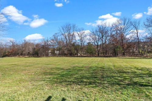 24 Somerset Dr, Washingtonville NY  10992-1372 exterior