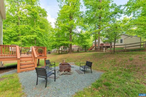 57 Amethyst Rd, Bybee VA  22963-2414 exterior
