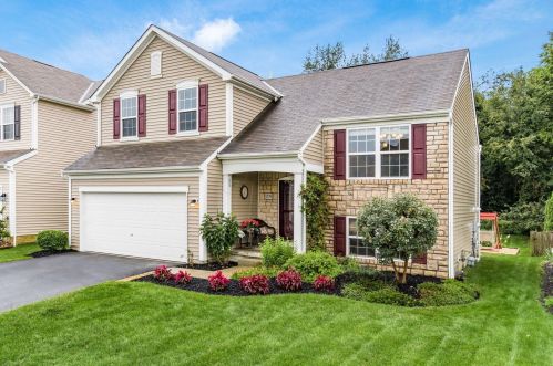 8559 Haleigh Woods Dr, Blacklick, OH 43004-7139