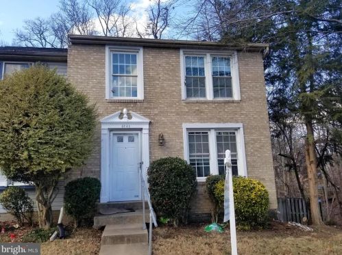 3640 Wharf Ln, Triangle, VA 22172-1053
