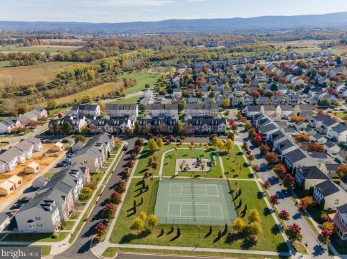 397 Prospect Hill Blvd, Charles Town WV  25414-5437 exterior