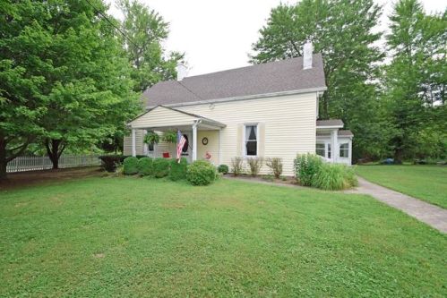 2573 Herold Rd, Stonelick, OH 45103-2103