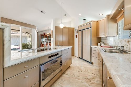 2901 Palos Verdes Dr, Palos Verdes Estates CA 90274-0025 exterior