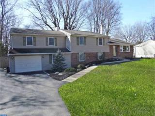 224 Windsor Dr, Southampton, PA 18966-1353