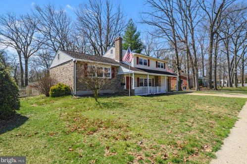 720 Holly Dr, Dover, DE 19904-4332