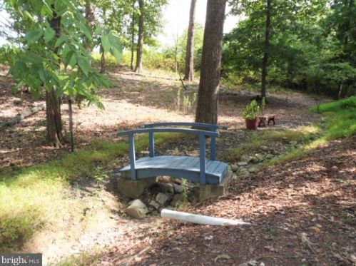 210 Union Hall Rd, Carlisle PA  17013-8387 exterior