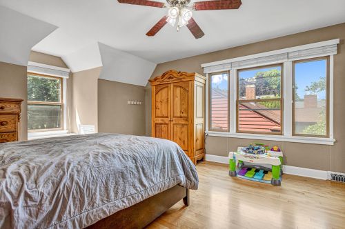 609 Waldo Blvd, Manitowoc WI  54220-2829 exterior