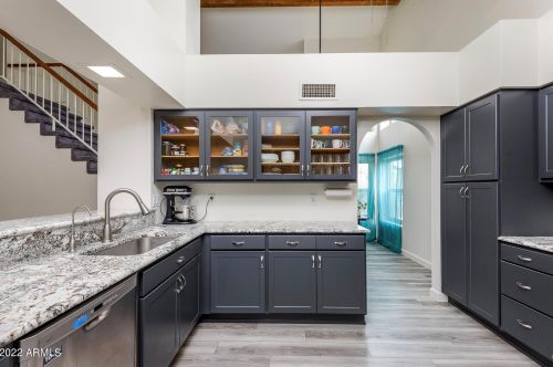 1561 Oakland St, Chandler, AZ 85225-5275