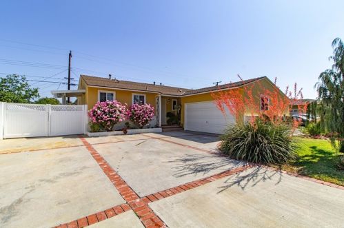 731 Baker Ave, Fullerton, CA 92832-3103