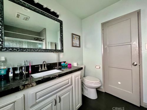 5438 Coke Ave, Lakewood CA  90712-1626 exterior