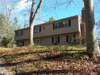 187 Old Poverty Rd, Southbury, CT 06488-1701