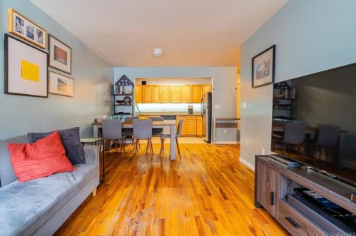 2792 Sedgwick Ave, Bronx, NY 10468-2457