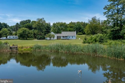 2705 Creek Rd, Marsh, PA 19520-9160