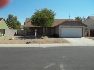 6555 71st Dr, Glendale, AZ 85303-3517