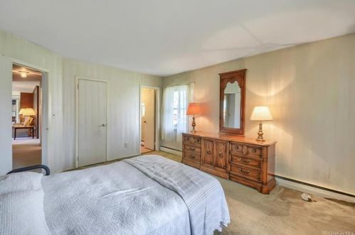 162 Drisler Ave, White Plains NY  10607-2403 exterior