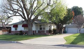 6404 Almond Dr, Bakersfield, CA 93308-2104