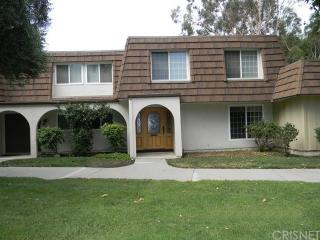 22326 James Alan Cir, Chatsworth, CA 91311-2054