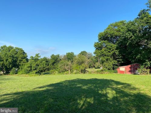 144 Moyer Rd, Pottstown PA  19464-1532 exterior