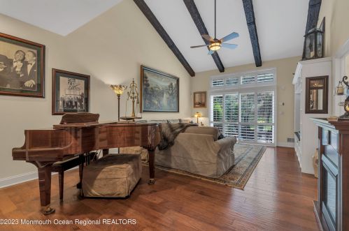 92 Riva Blvd, Bricktown NJ 08723-7983 exterior