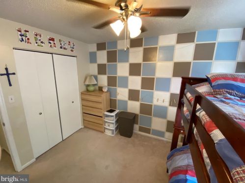 3063 Tecumseh Ct, Woodbridge VA  22192-1827 exterior