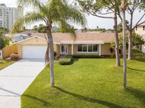 6414 2nd Palm Pt, Saint Petersburg, FL 33706-2120