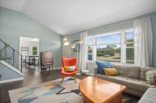 8034 Columbia Ave, Hammond IN  46321-1322 exterior