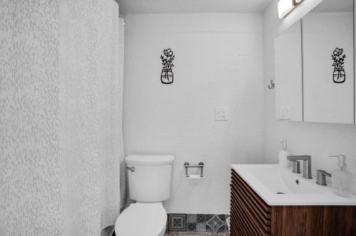 78565 Sagebrush Ave, La Quinta CA  92253-2406 exterior