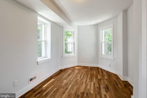 1720 Marshall St, Philadelphia PA  19122-2924 exterior