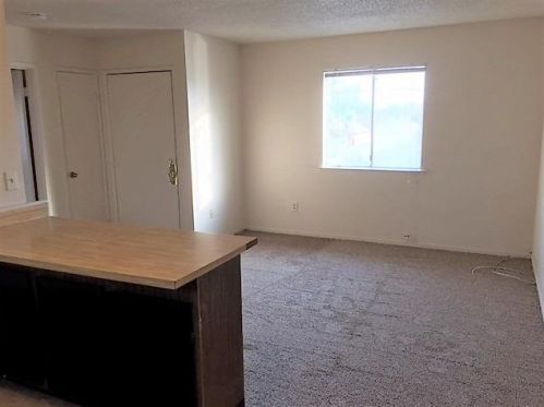 212 4th Ave, Valley Home, CA 95361-3148