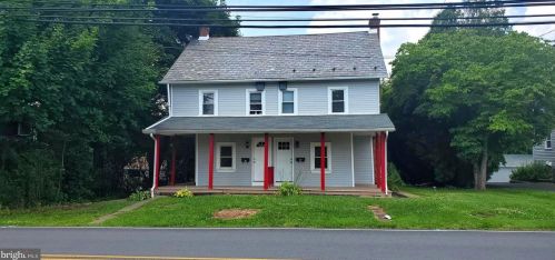 265 Maple Ave, Harleysville PA  19438-1742 exterior