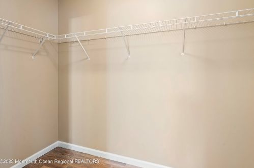 16 Wellington Ln, Lakewood NJ  08701-5736 exterior