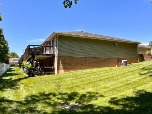 15 John St, Chillicothe, OH 45601-1182