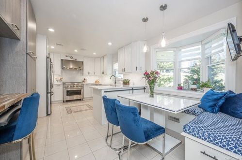 7 Windsor Ln, Scarsdale, NY 10583-5615