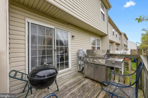 238 Northdown Dr, Dover DE  19904-9757 exterior