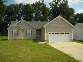 386 Andrew Dr, Clarksville, TN 37042-5151
